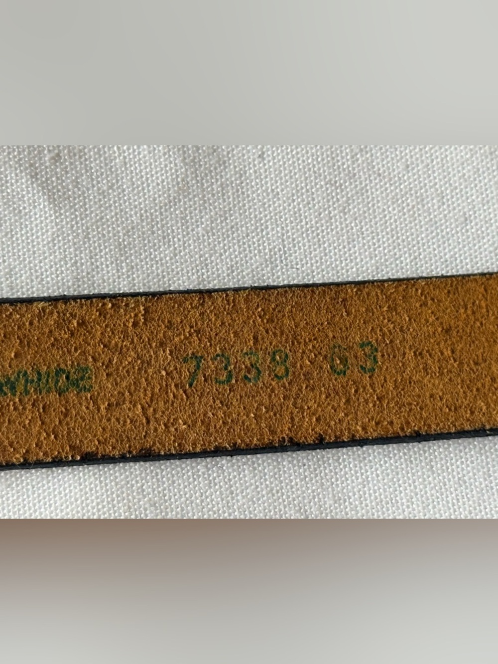 Navy Cowhide Leather Belt with Gold Buckle Pierre Cardin Made in Spain - Picture 9 of 13